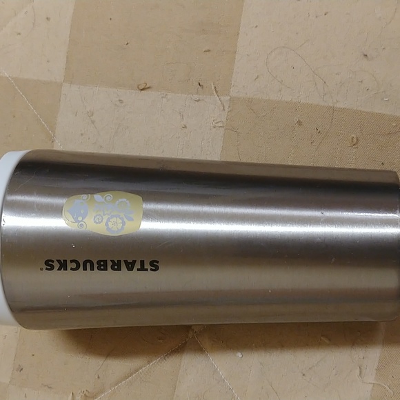 Starbucks Other - Starbucks 16 ounce travel mug